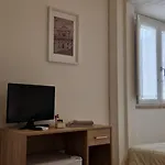 Diaz Rooms